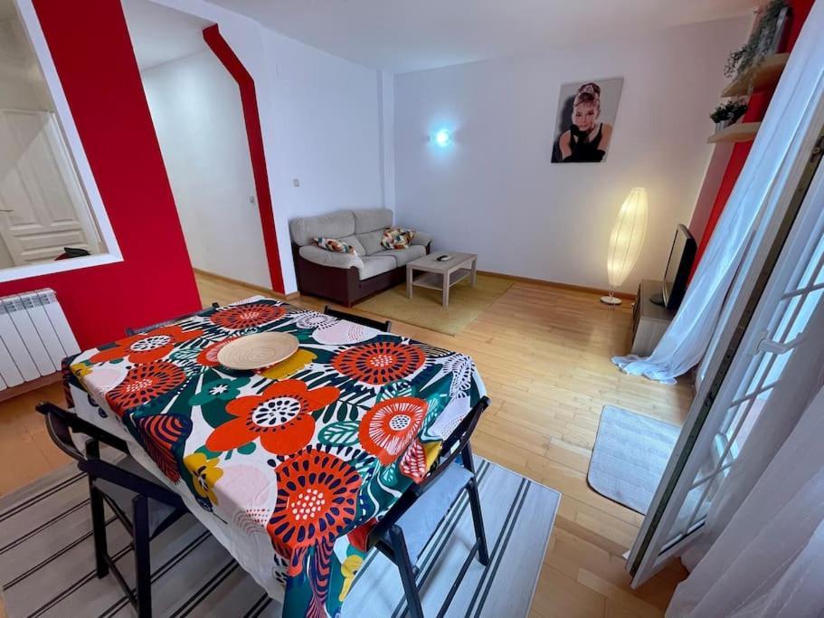 Acogedor Apartamento En Zaragoza Exteriör bild